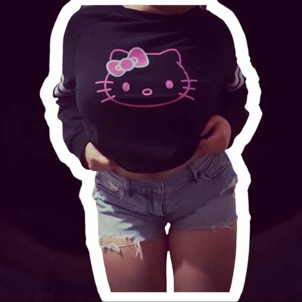 Hello kitty crop top